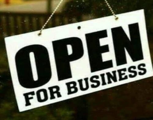 𝗟𝗜𝗩𝗘 𝗖𝗛𝗔𝗧 𝗪𝗜𝗧𝗛 𝗨𝗦